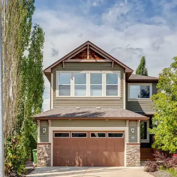 SPACIOUS RAVINE OASIS WITH DESIGNER FINISHES