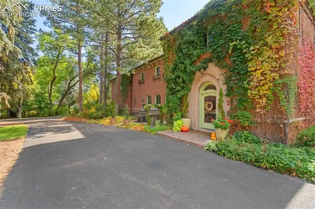 Historic Modified Italian Renaissance Manor