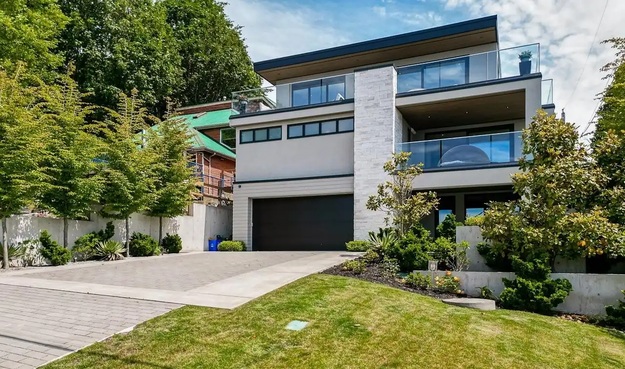 Custom Contemporary Luxury Home with Unparalleled Quality
