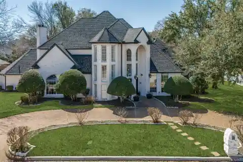 Gorgeous Updated Home in Prestwick Park