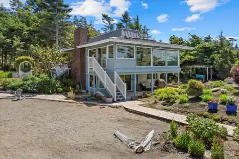 Waterfront Paradise with Stunning Puget Sound Views