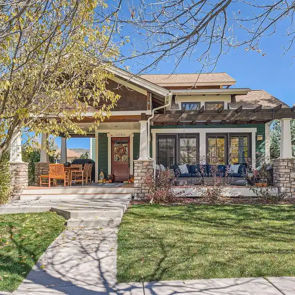 BEAUTIFUL HOME IN SOUGHT-AFTER NEIGHBORHOOD