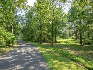 Nine Acres in Singing Wood Farm