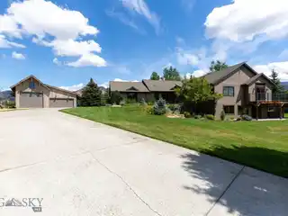 Rare Blend of Sophistication and Montana Charm