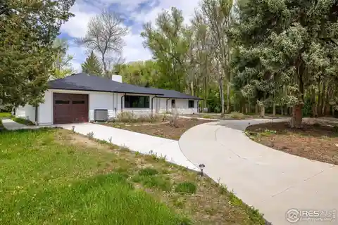 Secluded Five Acre Sanctuary