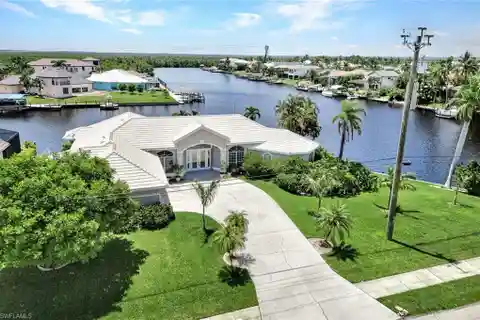 Unparalleled Waterfront Living with Direct Gulf Access