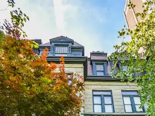 Total Restoration of a Fabulous Gold Coast 1898 Row House