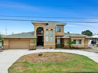 Create Your Waterfront Dream Home on Island Estates