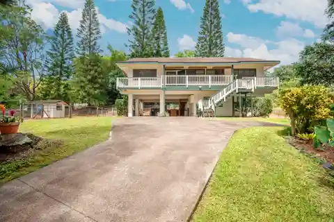 Well-Maintained Home in a Beautiful Country Setting