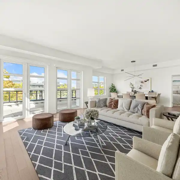 CORNER PENTHOUSE IN A BOUTIQUE DEVELOPMENT