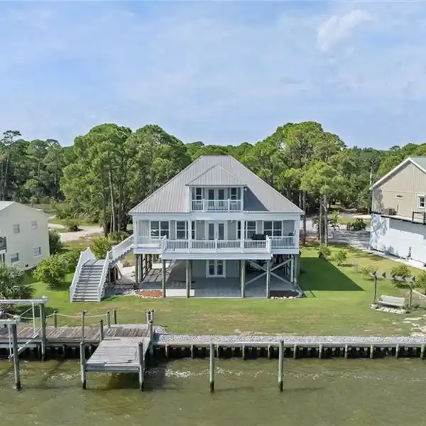 WATERFRONT PARADISE WITH PRIVATE BOAT LIFT