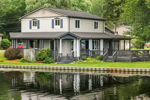 A Gem on Gallagher Lake