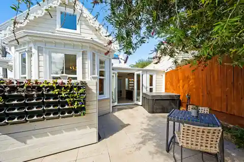 Elegant Freehold Villa in Prime Grammar Zone