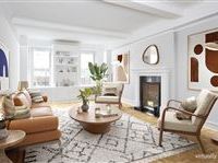 BEAUTIFUL FIVE-ROOM PARK AVENUE CONDOMINIUM RESIDENCE