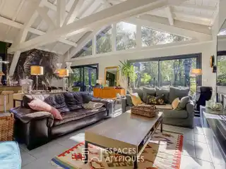 Refined Villa in a Peaceful Setting