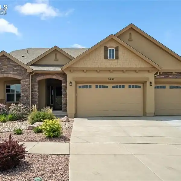 IMMACULATE HOME IN CORDERA