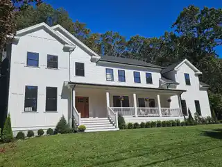 Exceptional New Modern Farmhouse Colonial