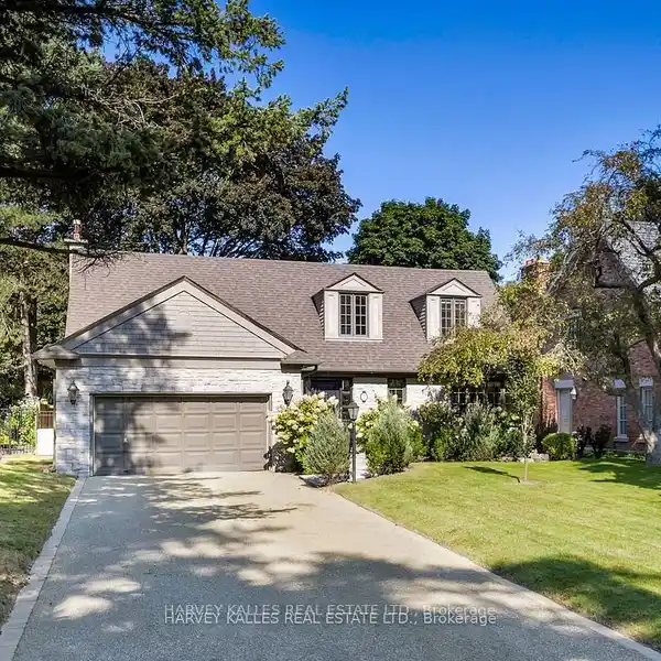 SPLENDOR IN PRESTIGIOUS EDENBRIDGE - JAMES GARDENS