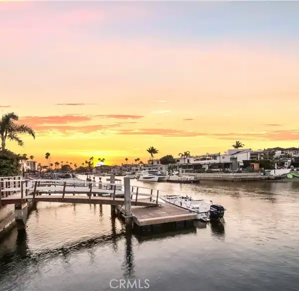PRESTIGIOUS DOUBLE-LOT WATERFRONT ESTATE ON NEWPORT ISLAND