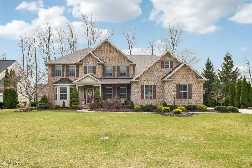 Luxury Custom Home in Prestigious Highland Park