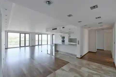 Elegant and Timeless River View Apartment