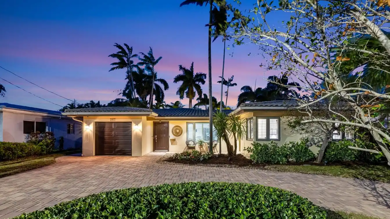 Meticulously Maintained Resort-style Pool Home
