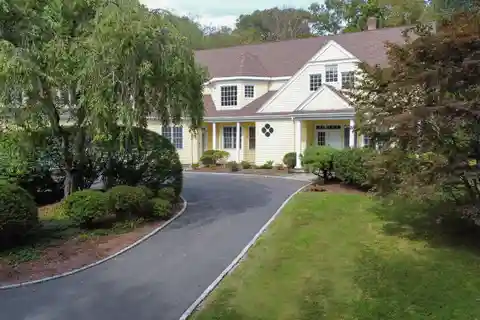 Impeccably Crafted Colonial in Lower Weston