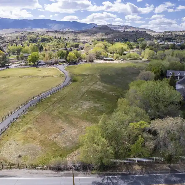 GENTLY SLOPED 3-ACRE PARCEL