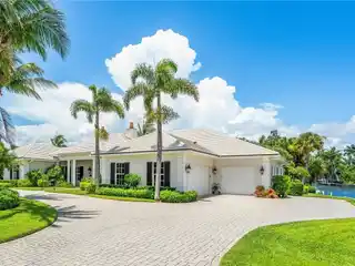 Premier Riomar Bay Offering