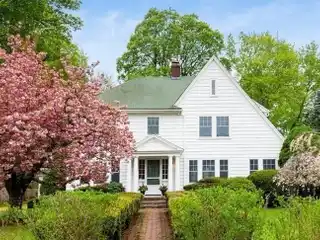 Lexington Center Gem with Big Potential