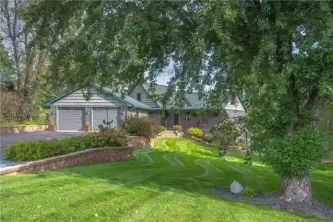 Custom Home on Beautiful Balsam Lake