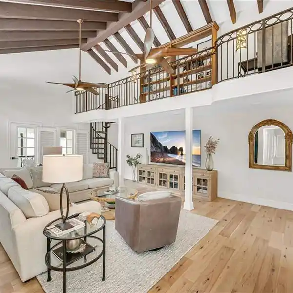 LARGE CONDO IN THE EXCLUSIVE RENAISSANCE COMMUNITY