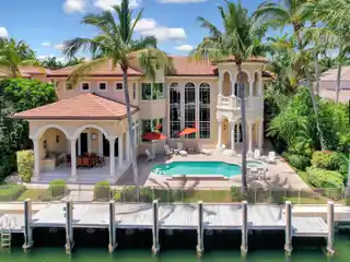 Model-perfect Custom Waterfront Estate