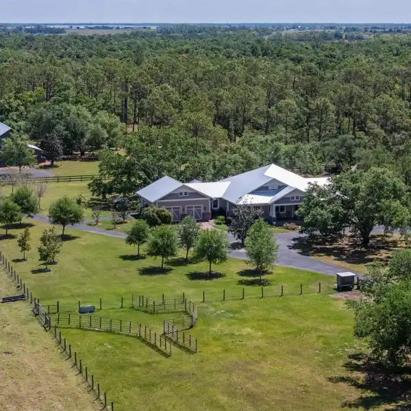 PRIVATE ESTATE ALONG THE MYAKKA RIVER