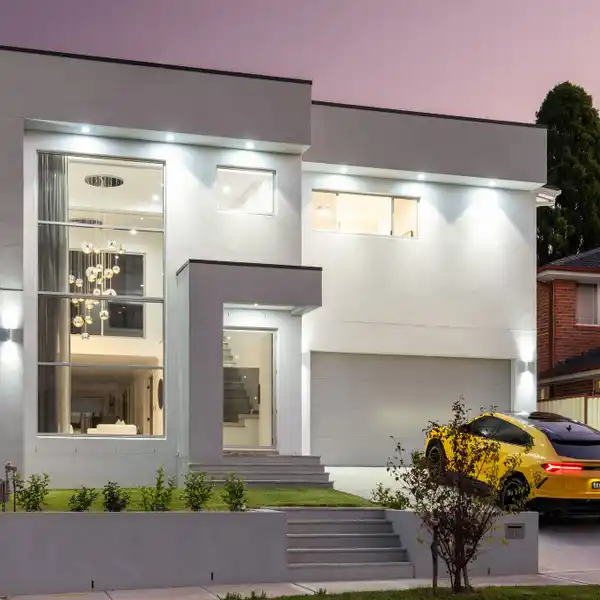 STATEMENT RESIDENCE IN PREMIER LOCATION
