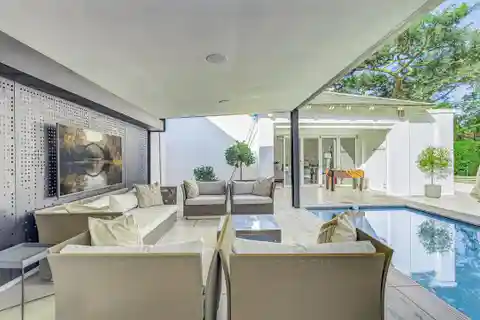 Exceptional Residence in Prestigious Lawley Estate