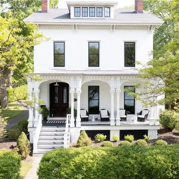 STUNNING ITALIANATE STYLE RESIDENCE