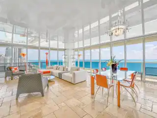Unique Ocean-view Corner Unit