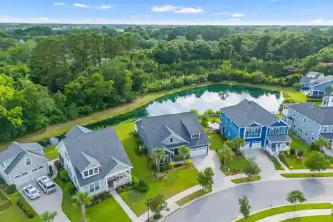 Stunning Residence in James Island