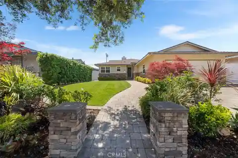 Entertainer’s Dream with Lush Backyard Oasis