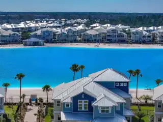 Beautiful Coastal Townhome with Private Beach Access