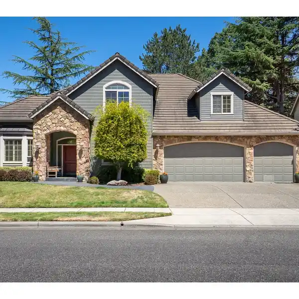 ELEGANT HOME IN EXCLUSIVE MAYFIELD ESTATES