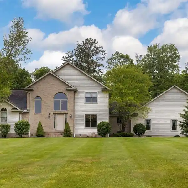 A PERFECT YEAR-ROUND RETREAT