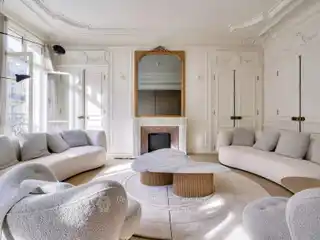 Beautifully Renovated Three Bedroom Apartment