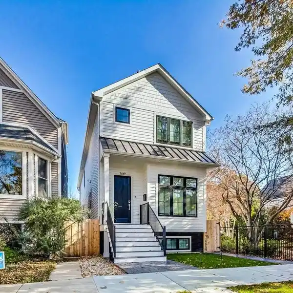 METICULOUSLY DESIGNED NEW CONSTRUCTION IN BOWMANVILLE