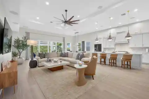 Inviting Elegance with Designer Touches