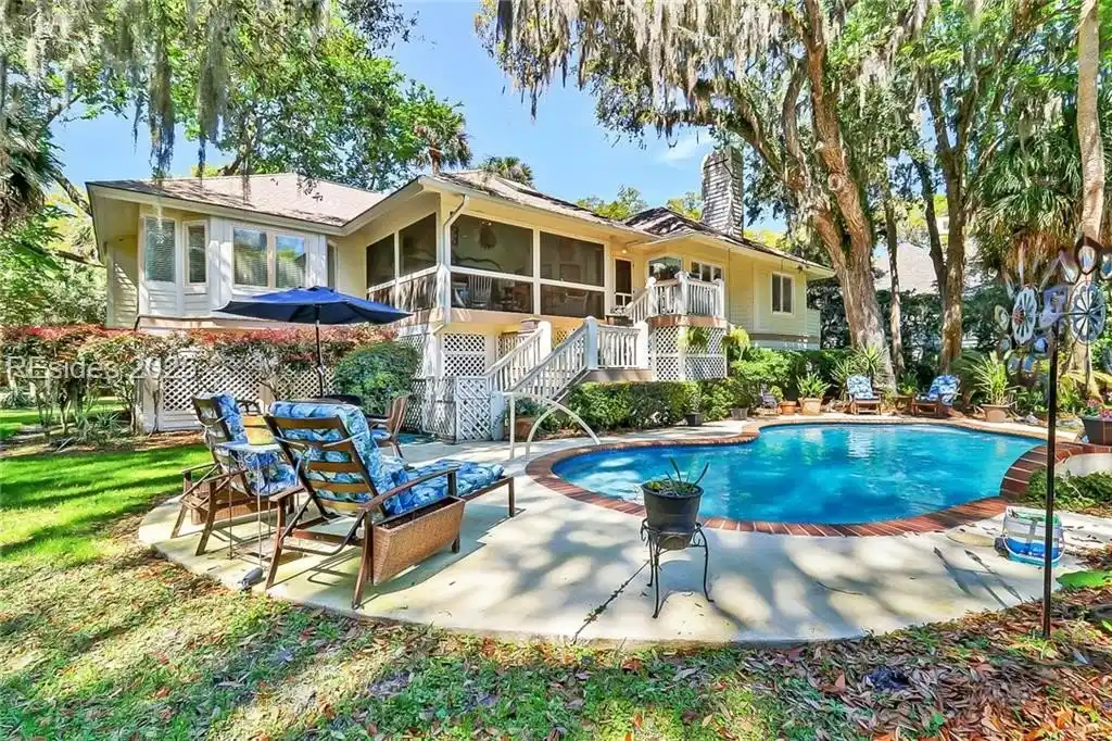 Vibrant Coastal Living in Palmetto Dunes