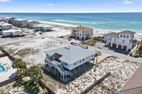 Serene Slice of Gulf Coast Paradise