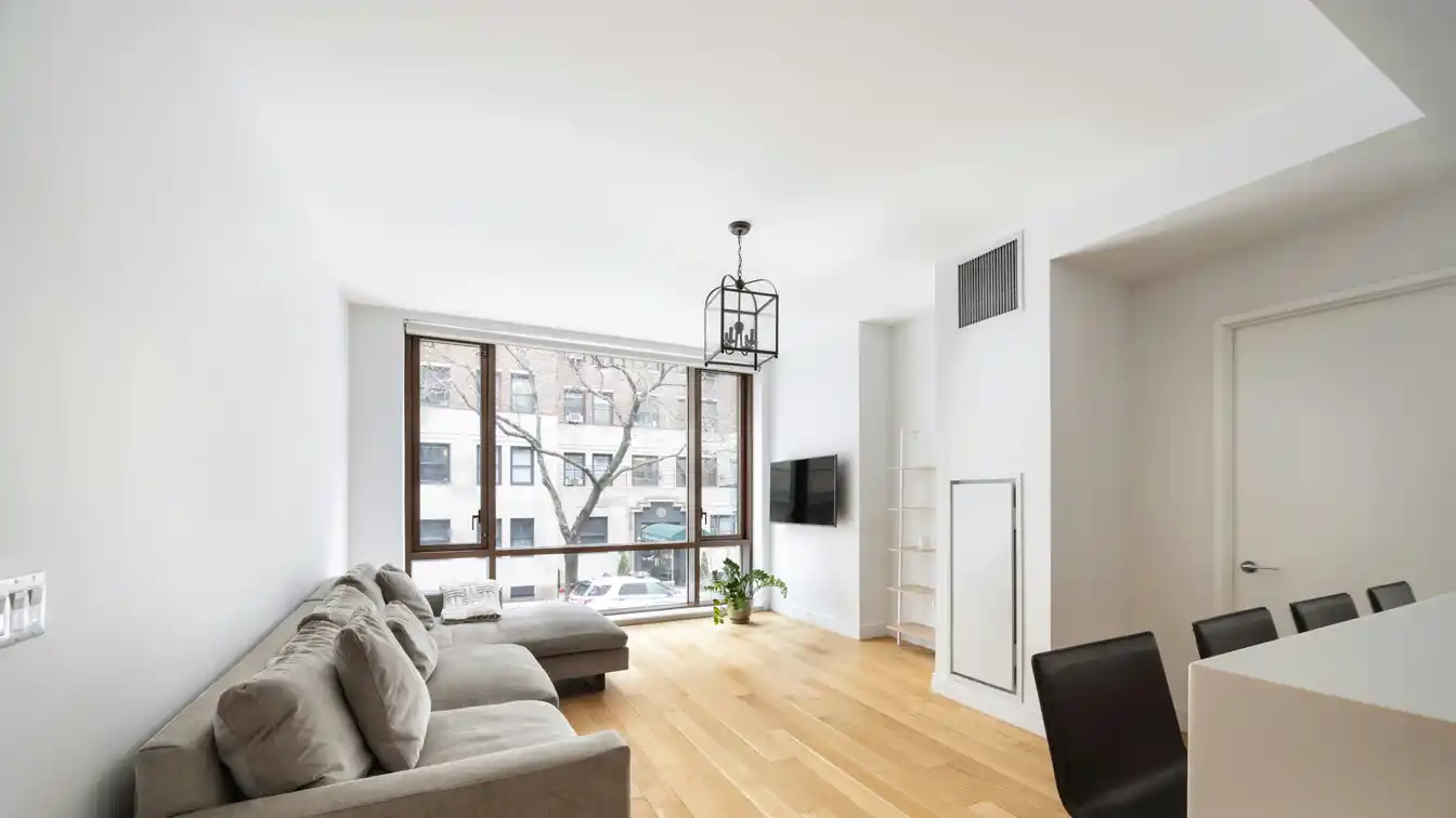 Mint Condition Two Bedroom with a Practical Layout