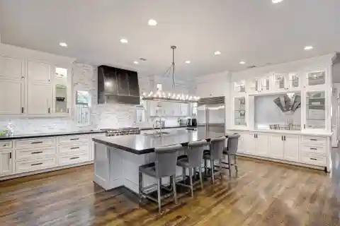 Exceptional Southland Homes Renovation in Prime Heights Location